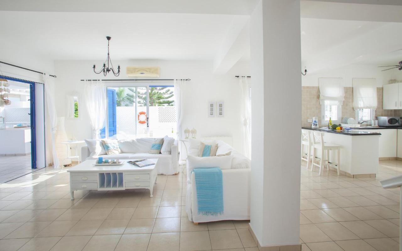Mimoza Seafront Villa Protaras Exterior foto